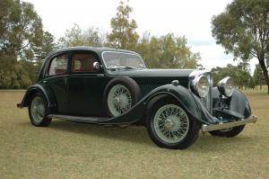 Bentley 3&frac12;-Litre Saloon by Diskon & Molyneux 1935 года
